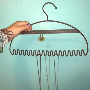 ❤️SOLD❤️ Jewelry hanger / closet organizer